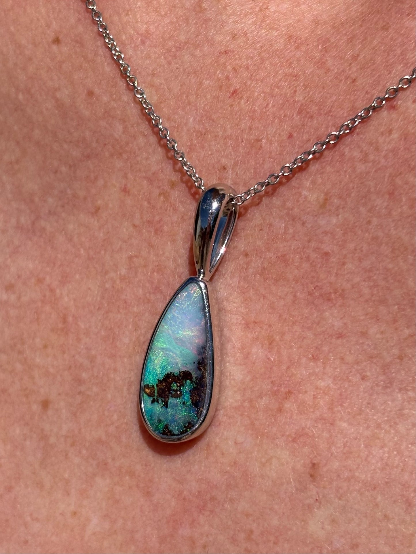 Paradise Boulder Pendant - sterling silver
