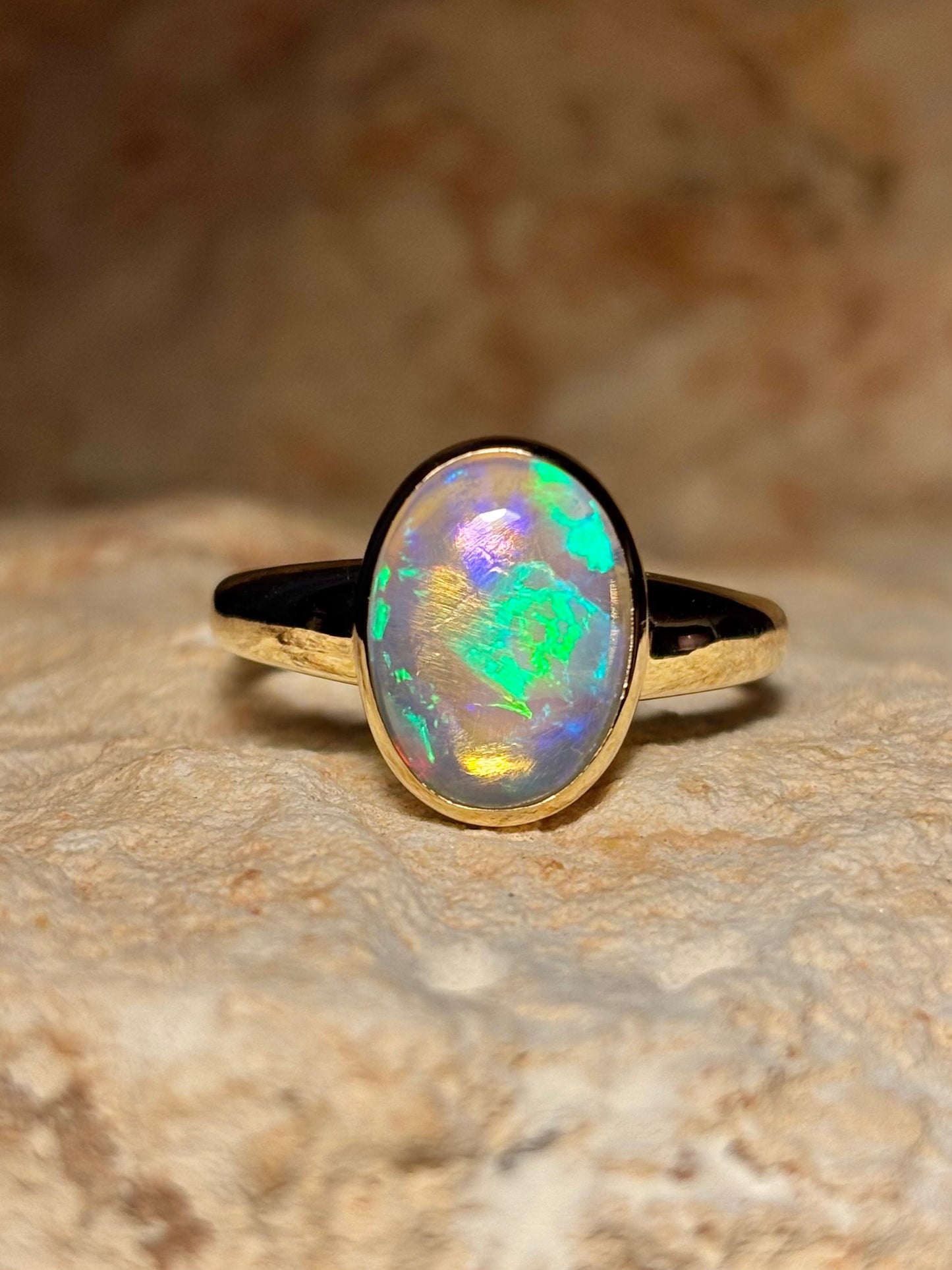 Northern lights ring  - 14k gold, size 8, Q