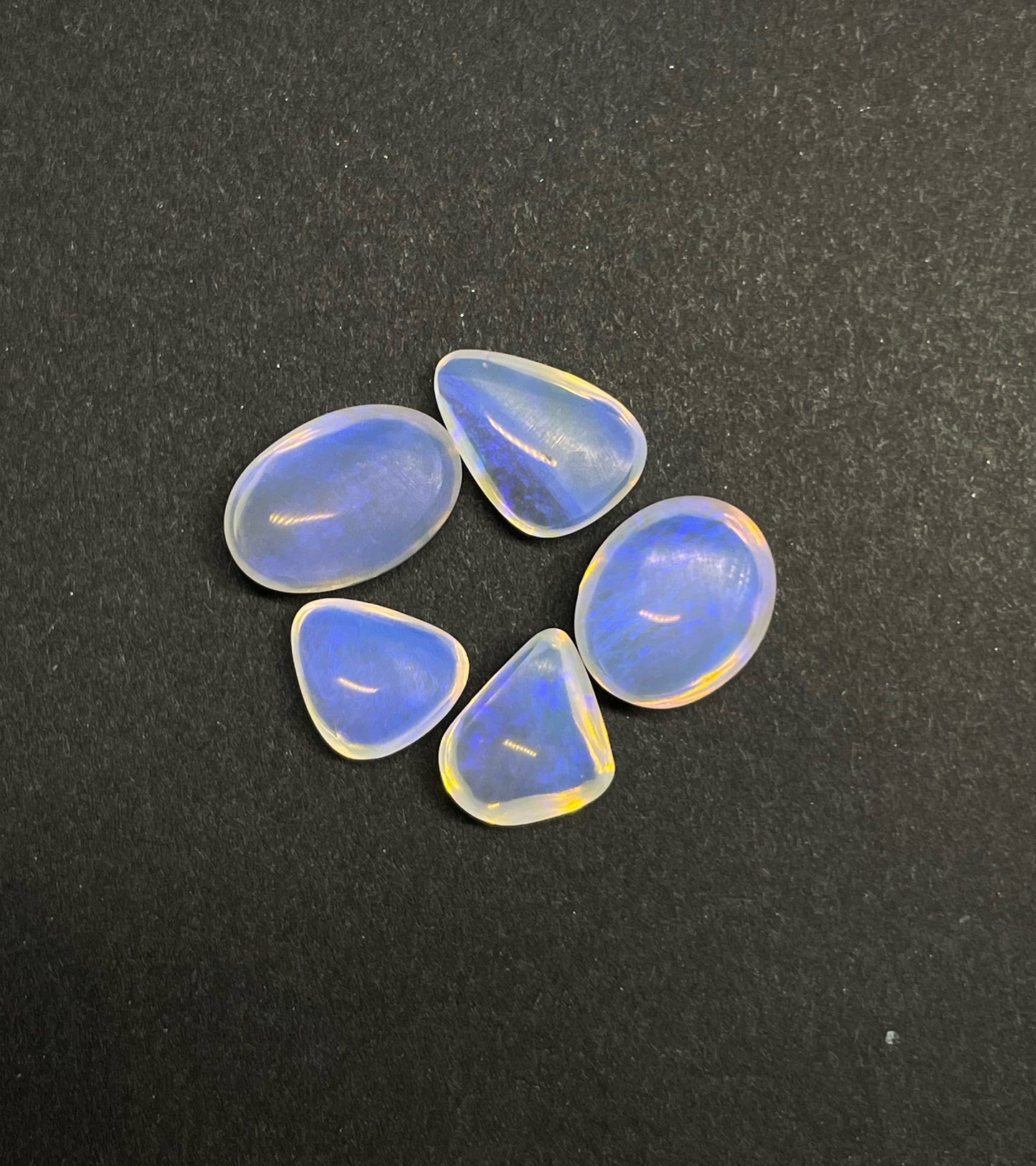 11.8ct Andamooka Parcel