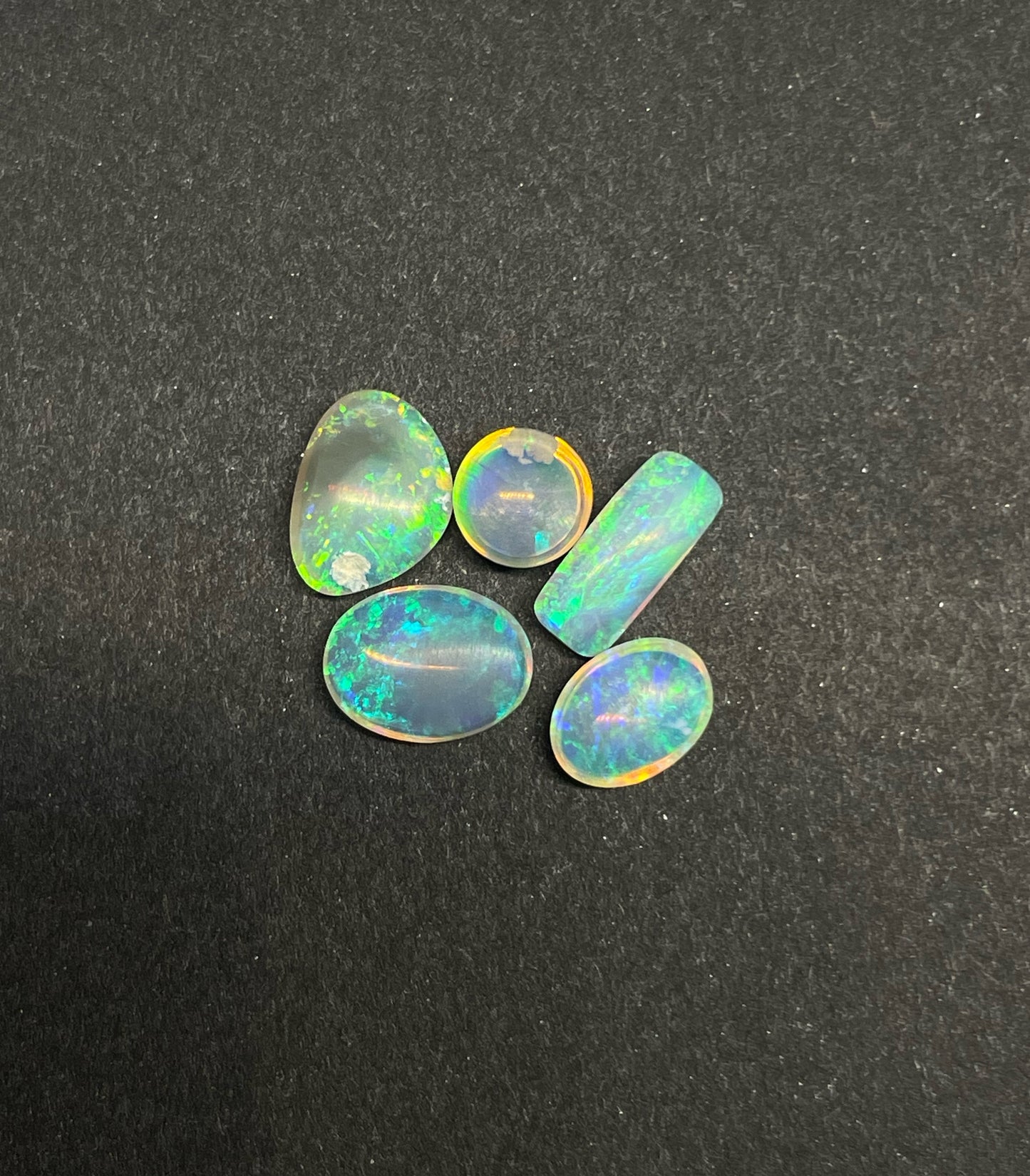 3.7ct Lightning Ridge Parcel