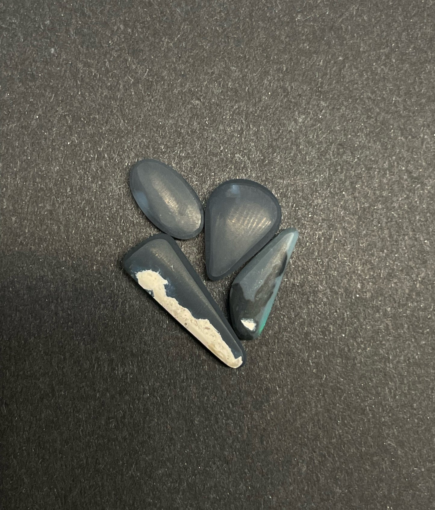 4.5ct Lightning Ridge Parcel