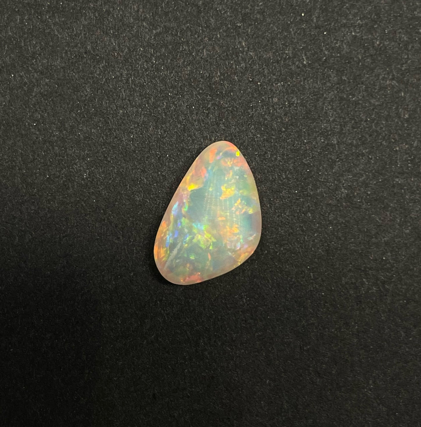 2.6ct Coober Pedy Semi Crystal Opal