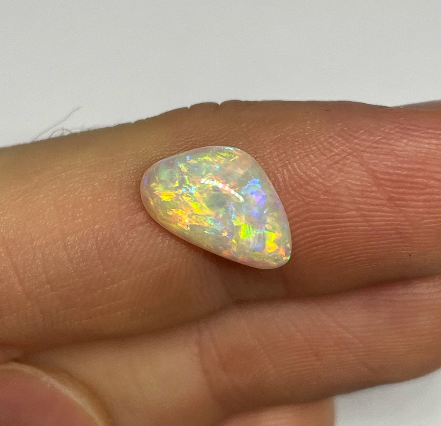 2.6ct Coober Pedy Semi Crystal Opal
