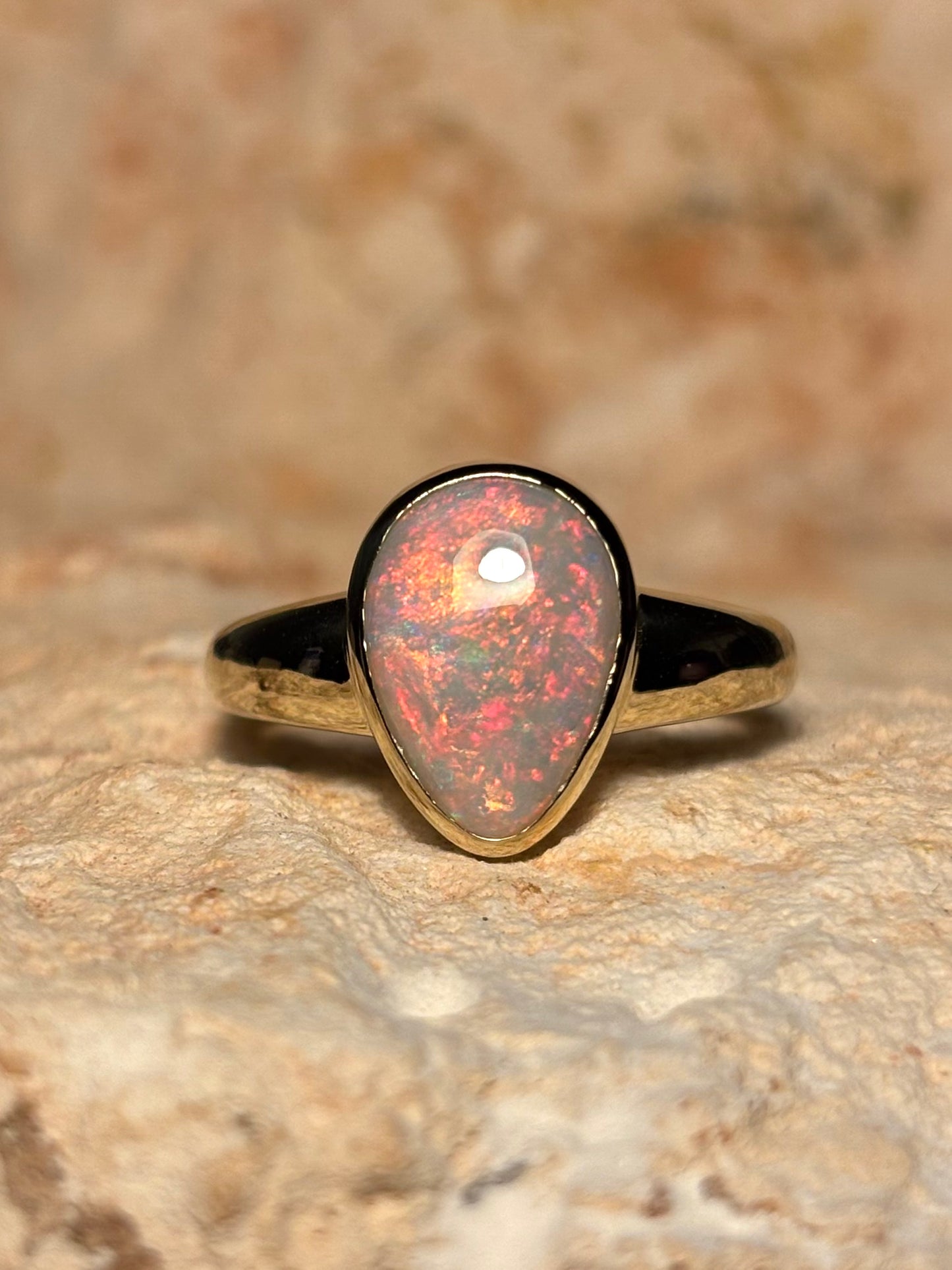 Pink teardrop ring- 9k gold, size 6.75, N