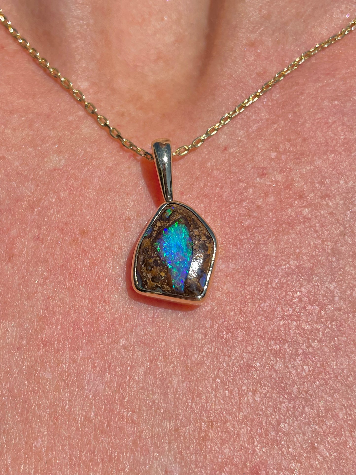 Great Barrier Reef Pendant - 9k gold