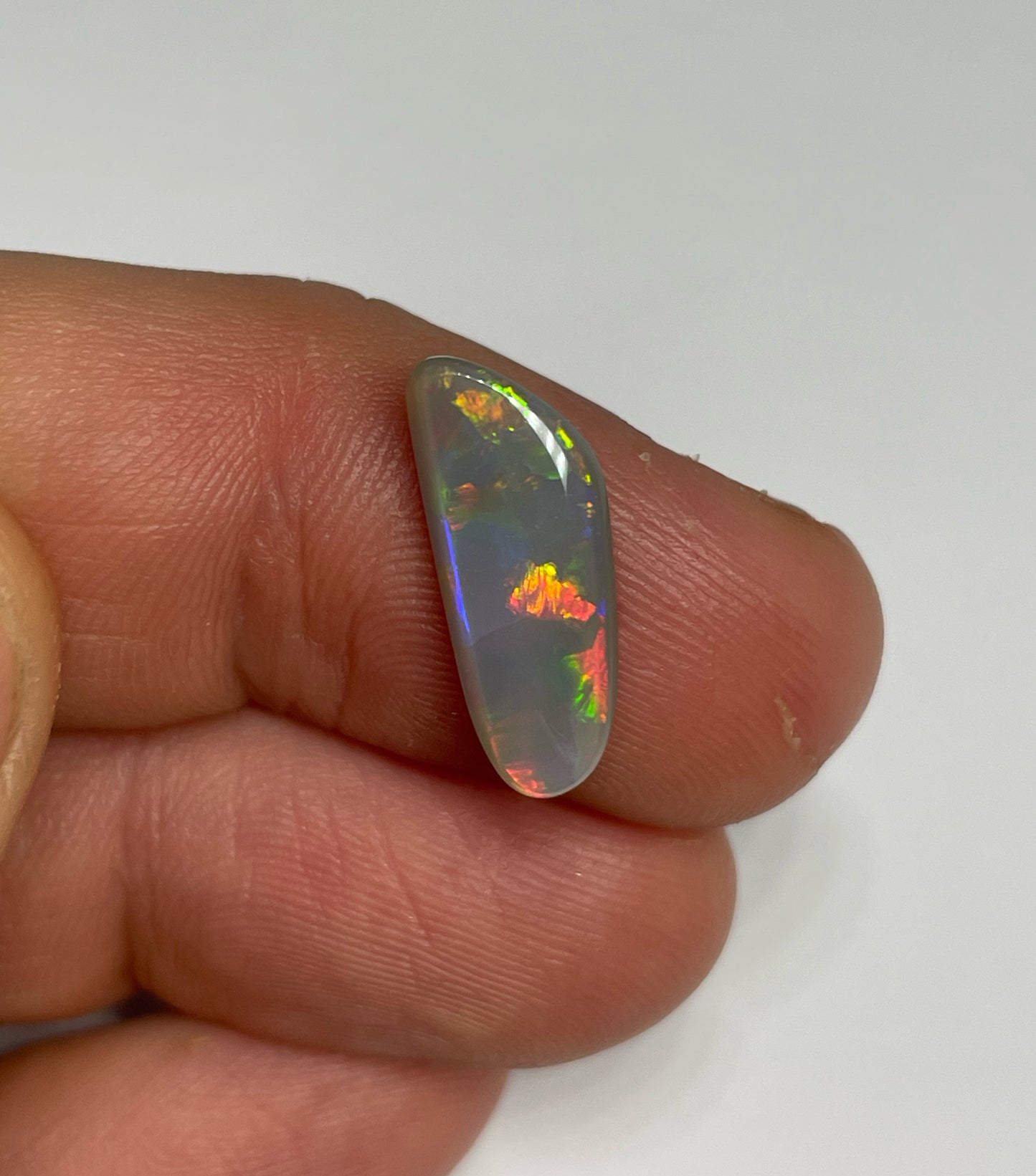 2.7ct Coober Pedy Dark Opal