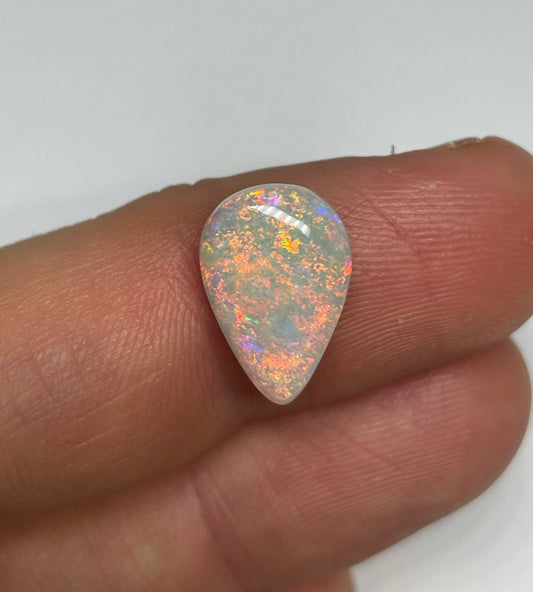 3.6ct Coober Pedy White Opal