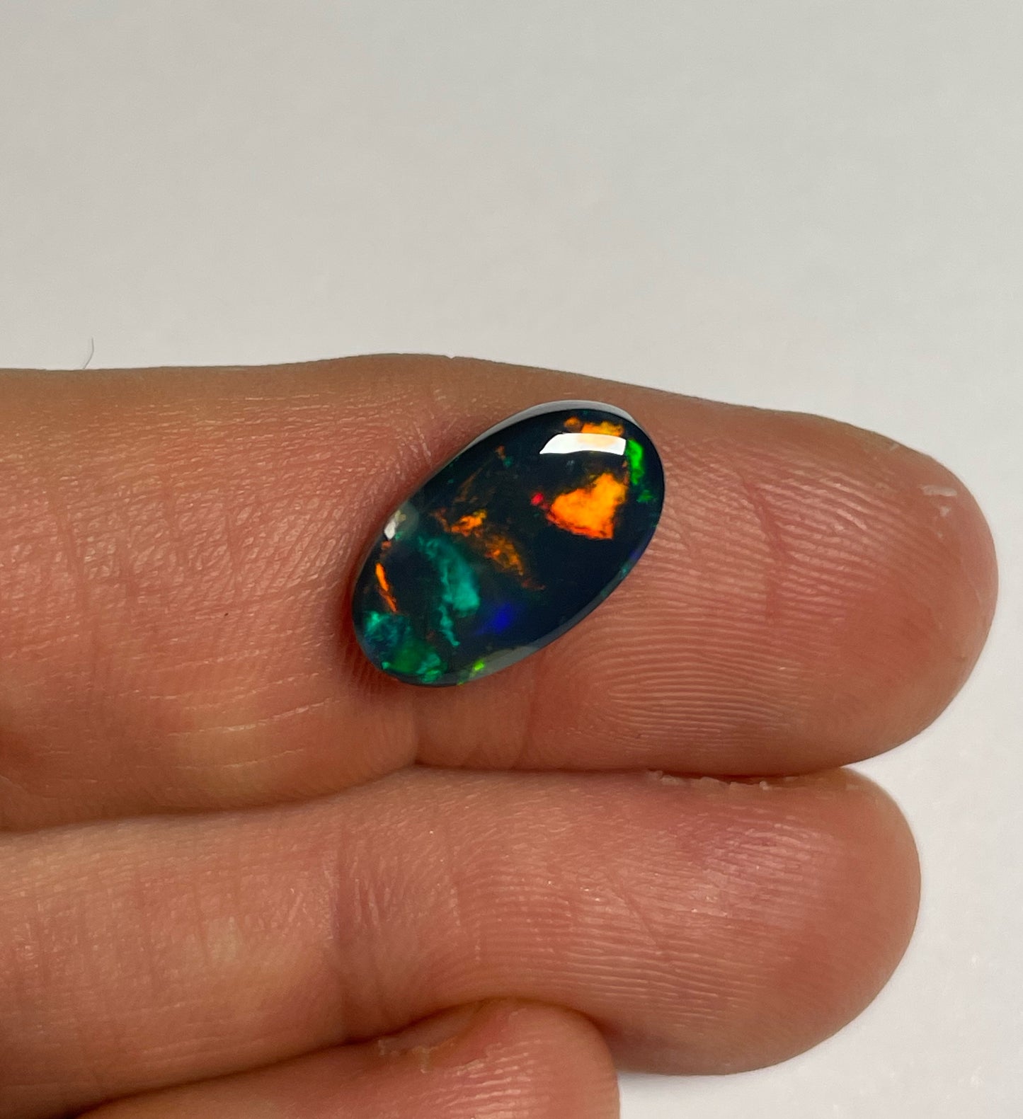 4.6ct Lightning Ridge Black Opal