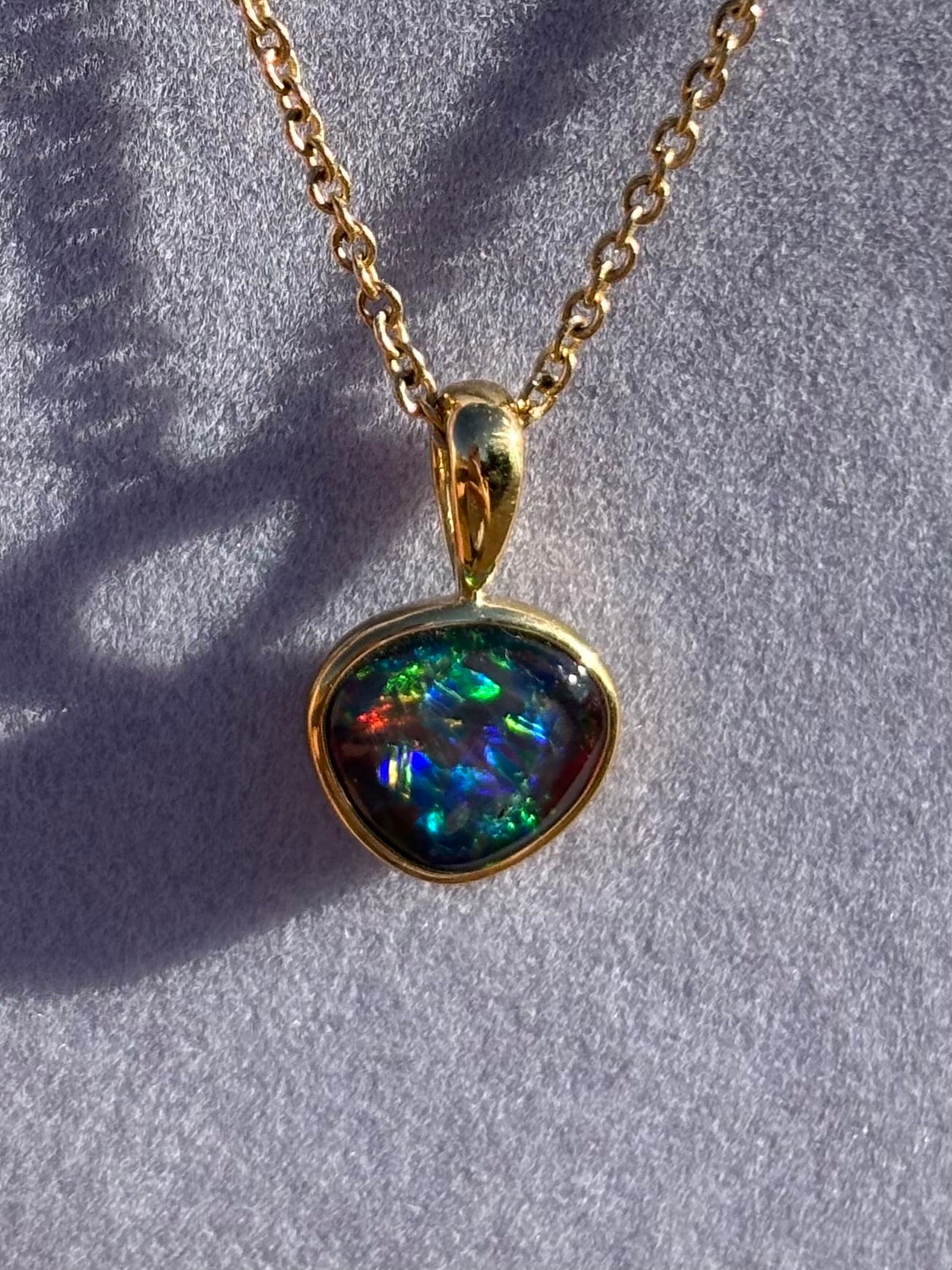 Cosmic Triplet Pendant - 9k