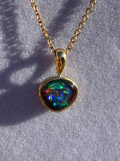 Cosmic Triplet Pendant - 9k