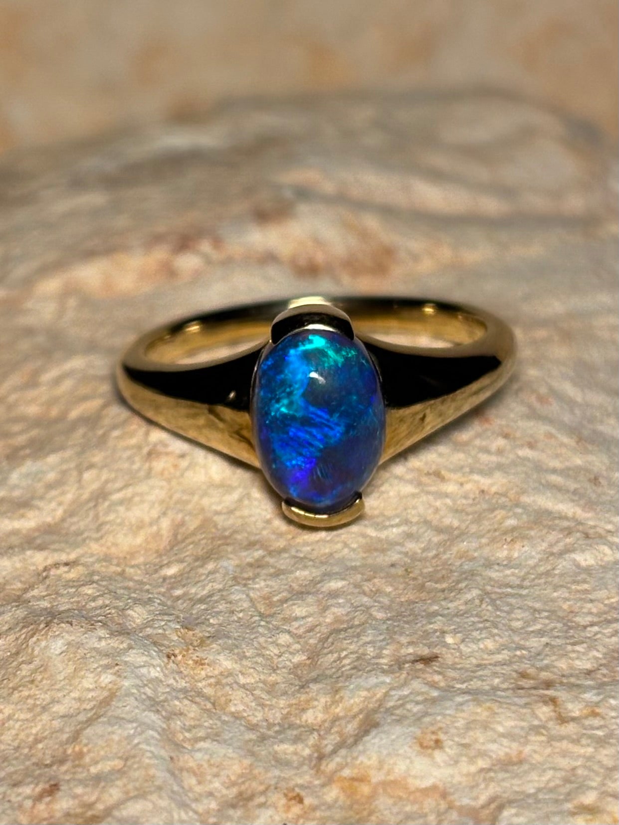 Blue Mountains Ring - 9k, Size 6.75, N