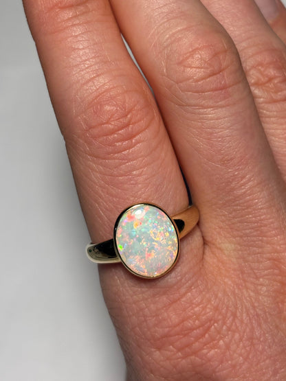 White Haven Ring - 9K Size 8.75, R