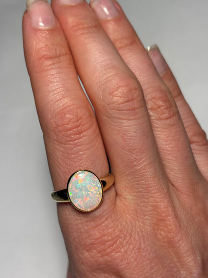 White Haven Ring - 9K Size 8.75, R