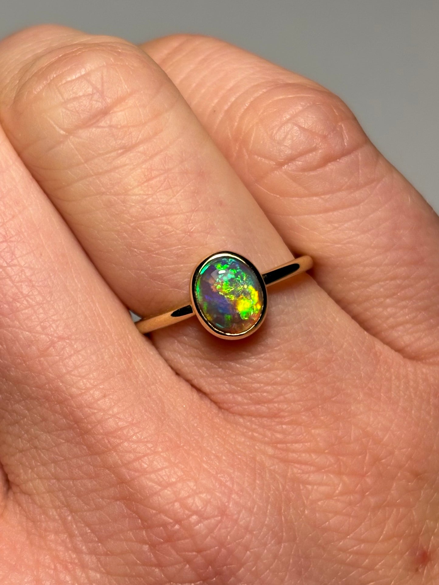 Crystal Magic Ring - 9k Size 4.75, J