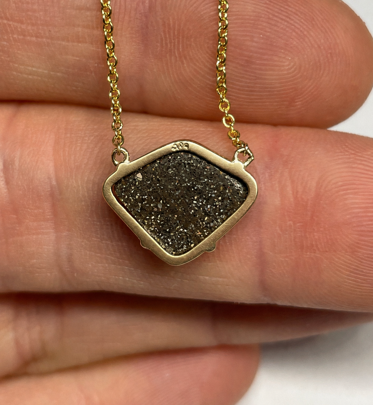 Boulder Flame Necklace - 14k