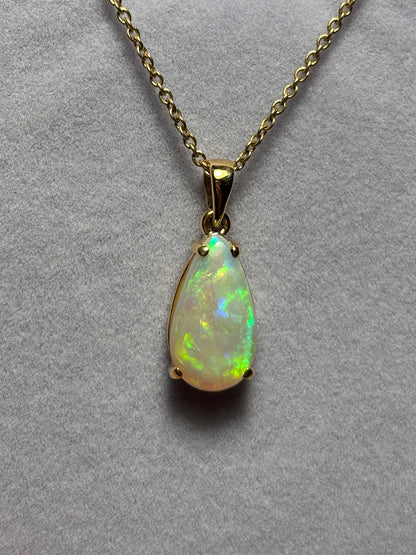 Green & Gold Pendant - 9k