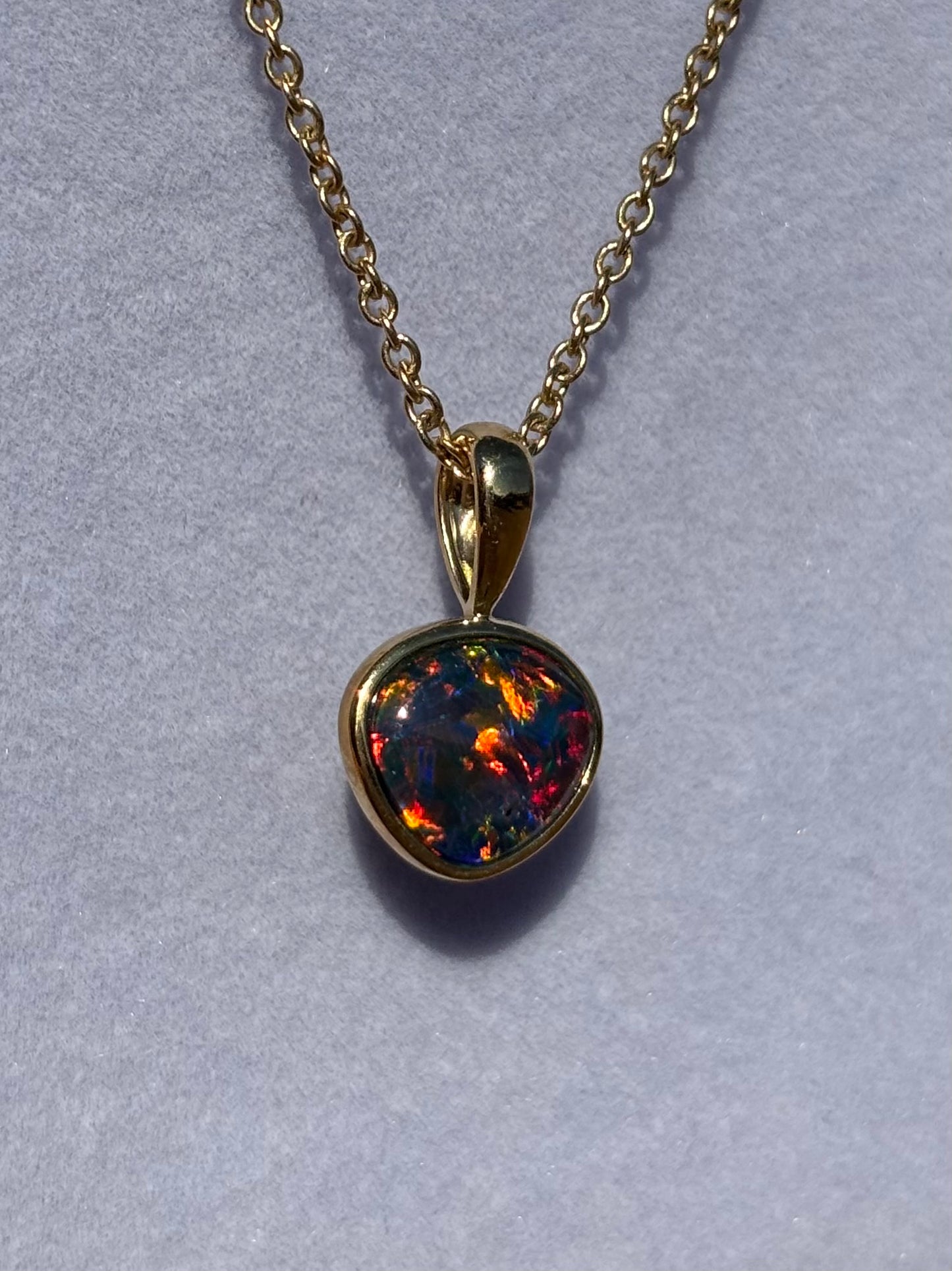 Cosmic Triplet Pendant - 9k