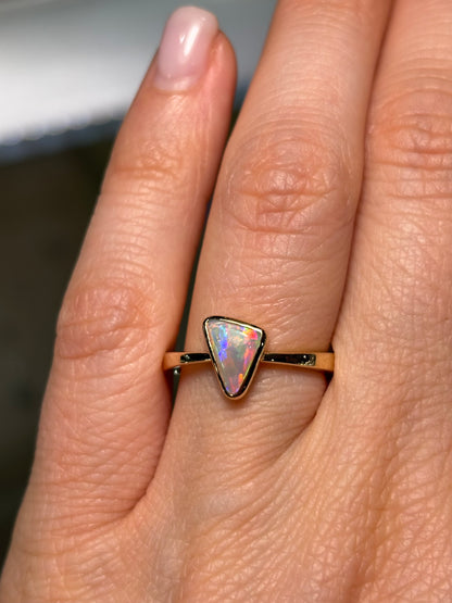 Chameleon Rainbow Ring - 9k, Size 5.75, L