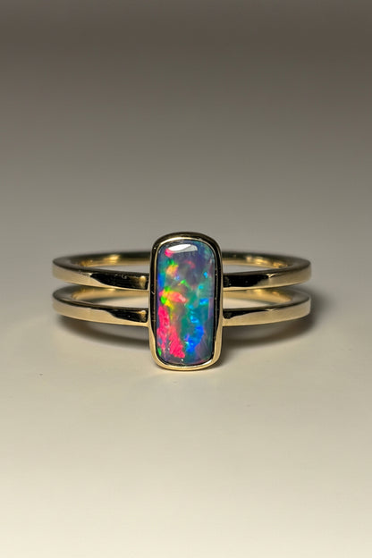 Rainbow Doublet - 9k gold ring, size 7.25, O