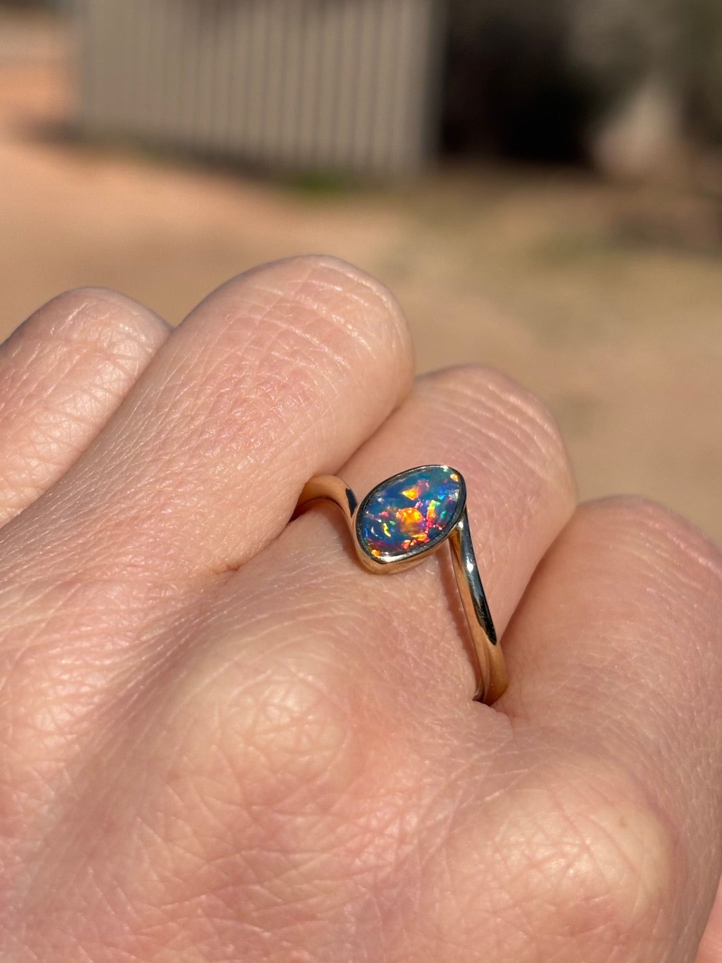 Wave Doublet - 9k gold ring, size 7.75, N