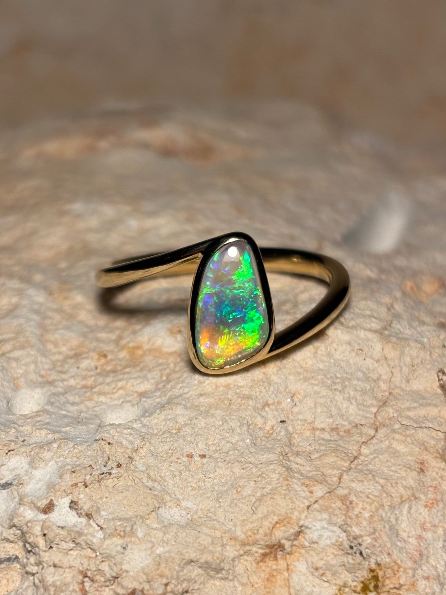 Coco’s Island Ring - 14k, Size 7.75, P