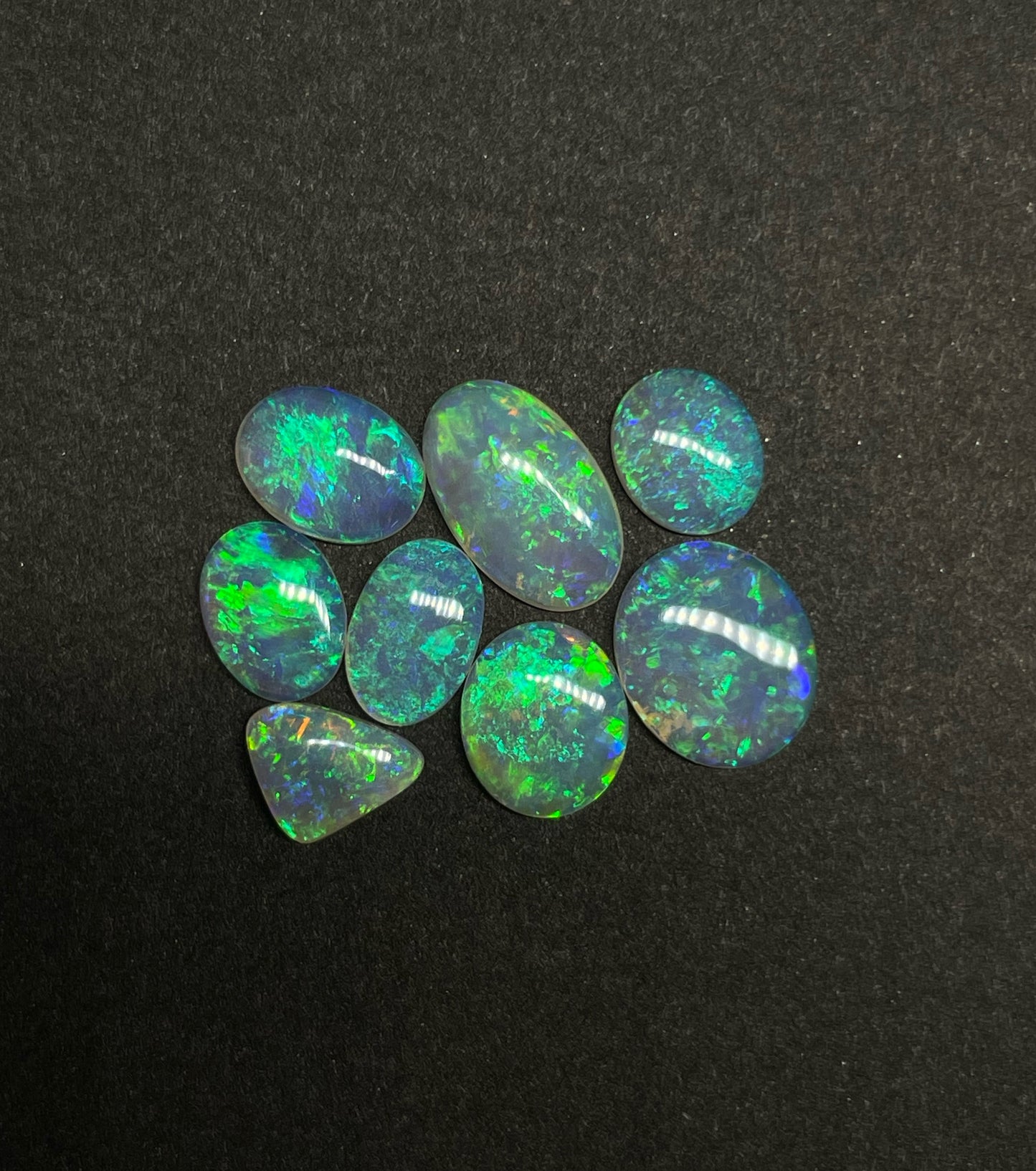 4.9ct Lightning Ridge Parcel