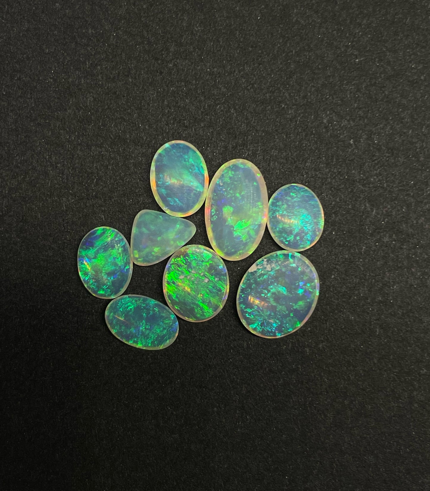 4.9ct Lightning Ridge Parcel