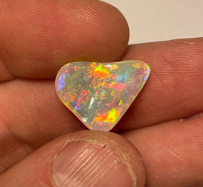 5.7ct Coober Pedy Shell Skin