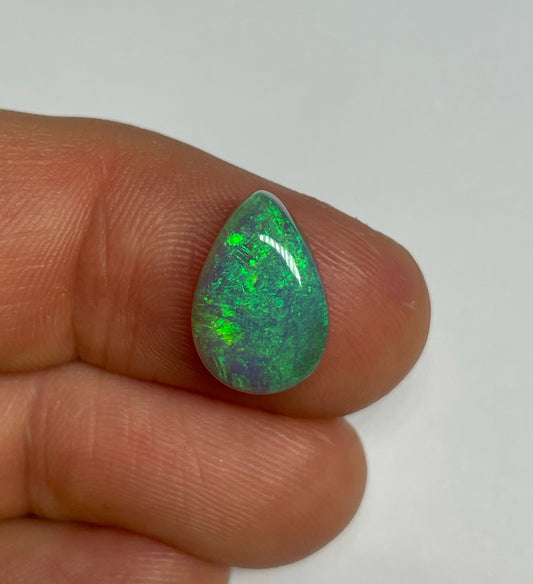 4.8ct Lightning Ridge Black Crystal Opal
