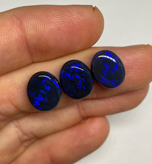 10.4ct Lightning Ridge Set