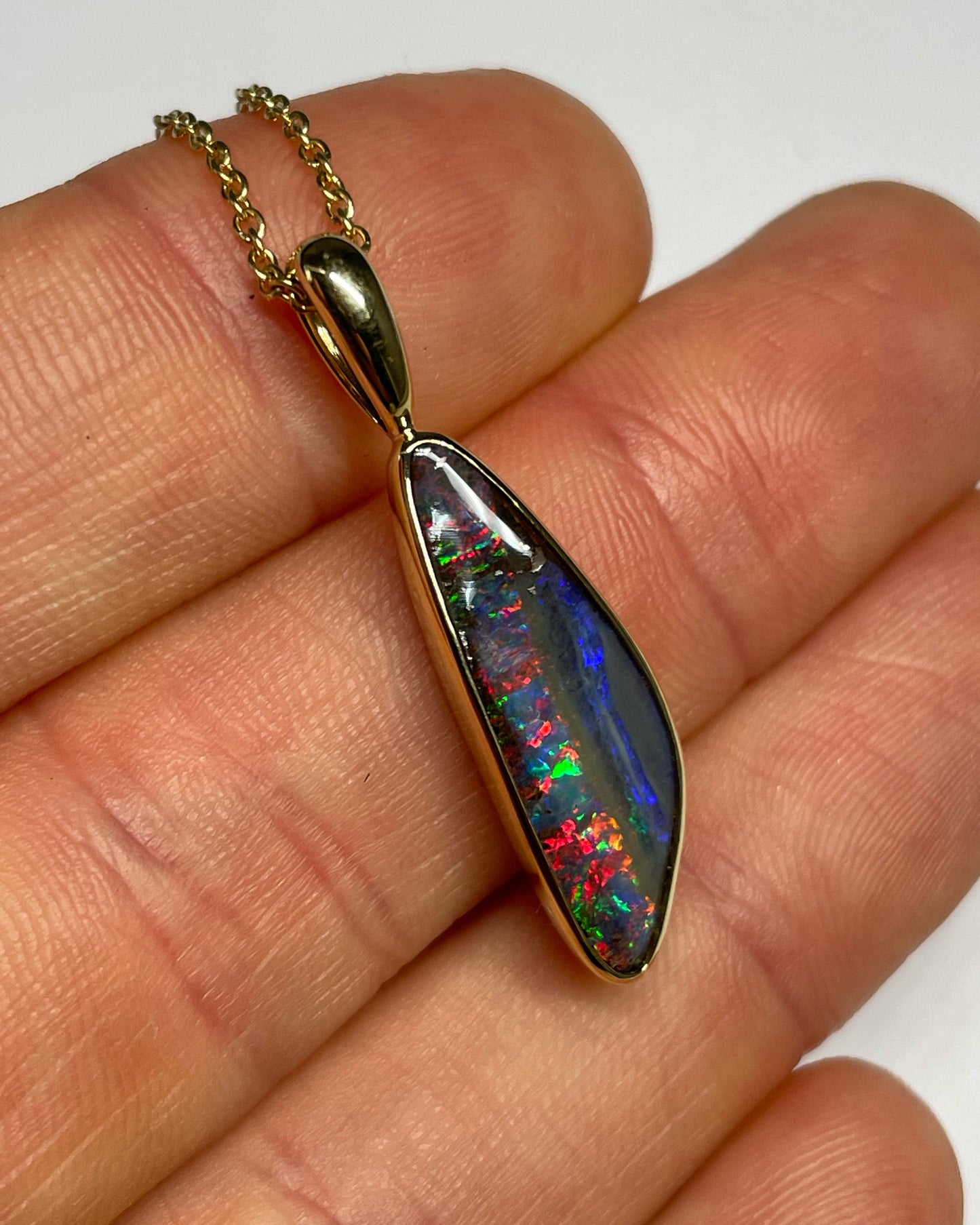 Celestial Drop Pendant - 9k