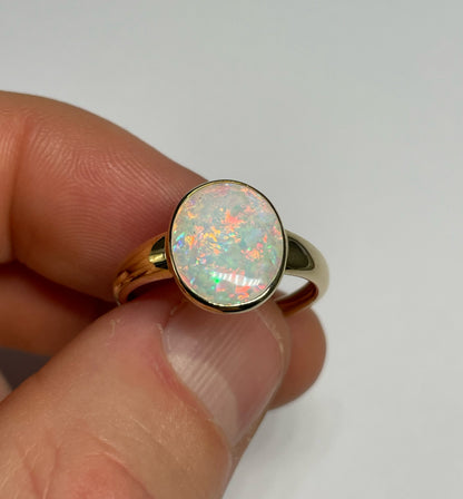 White Haven Ring - 9K Size 8.75, R