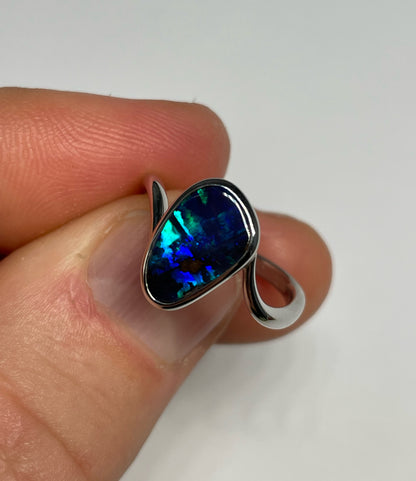 Ocean Ridge Ring - Sterling Silver, Size 6, M