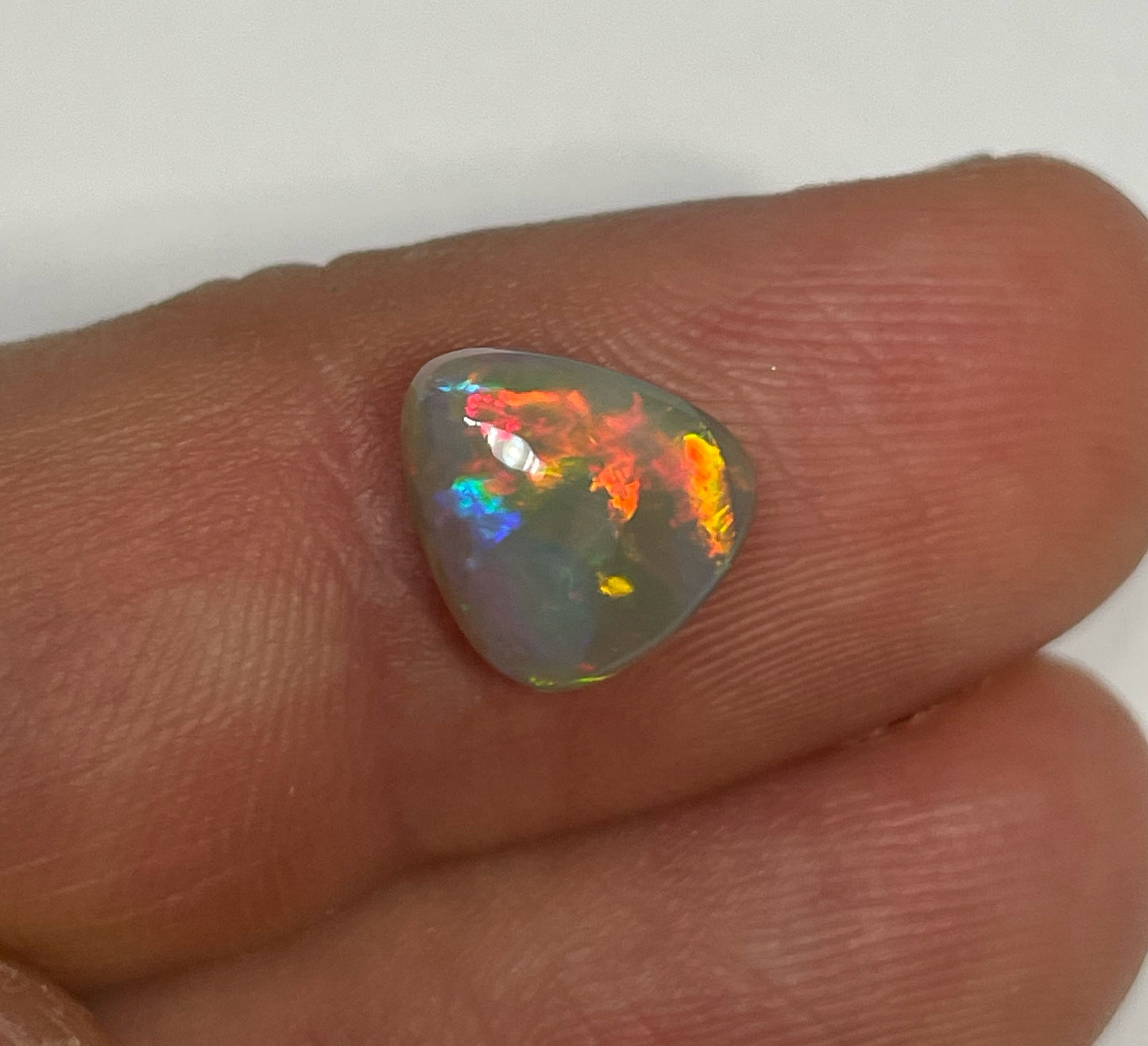 1.9ct Coober Pedy Dark Opal