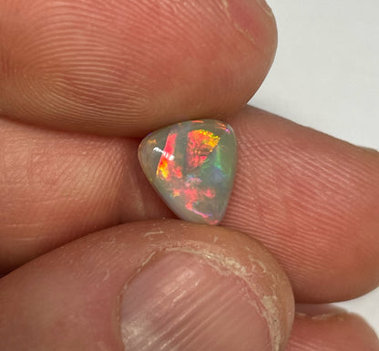 1.9ct Coober Pedy Dark Opal