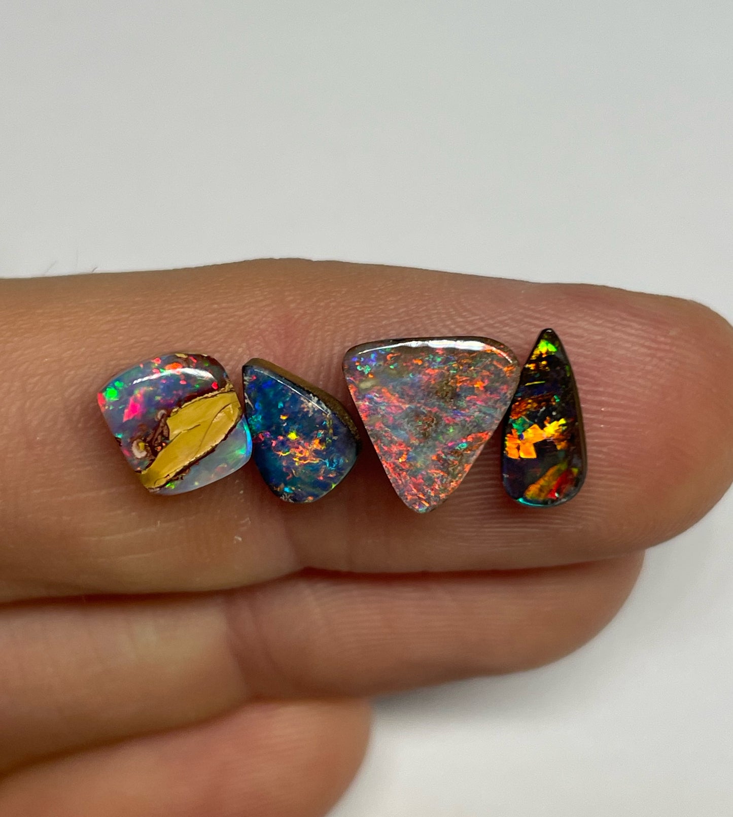 4.9ct Boulder Opal Parcel
