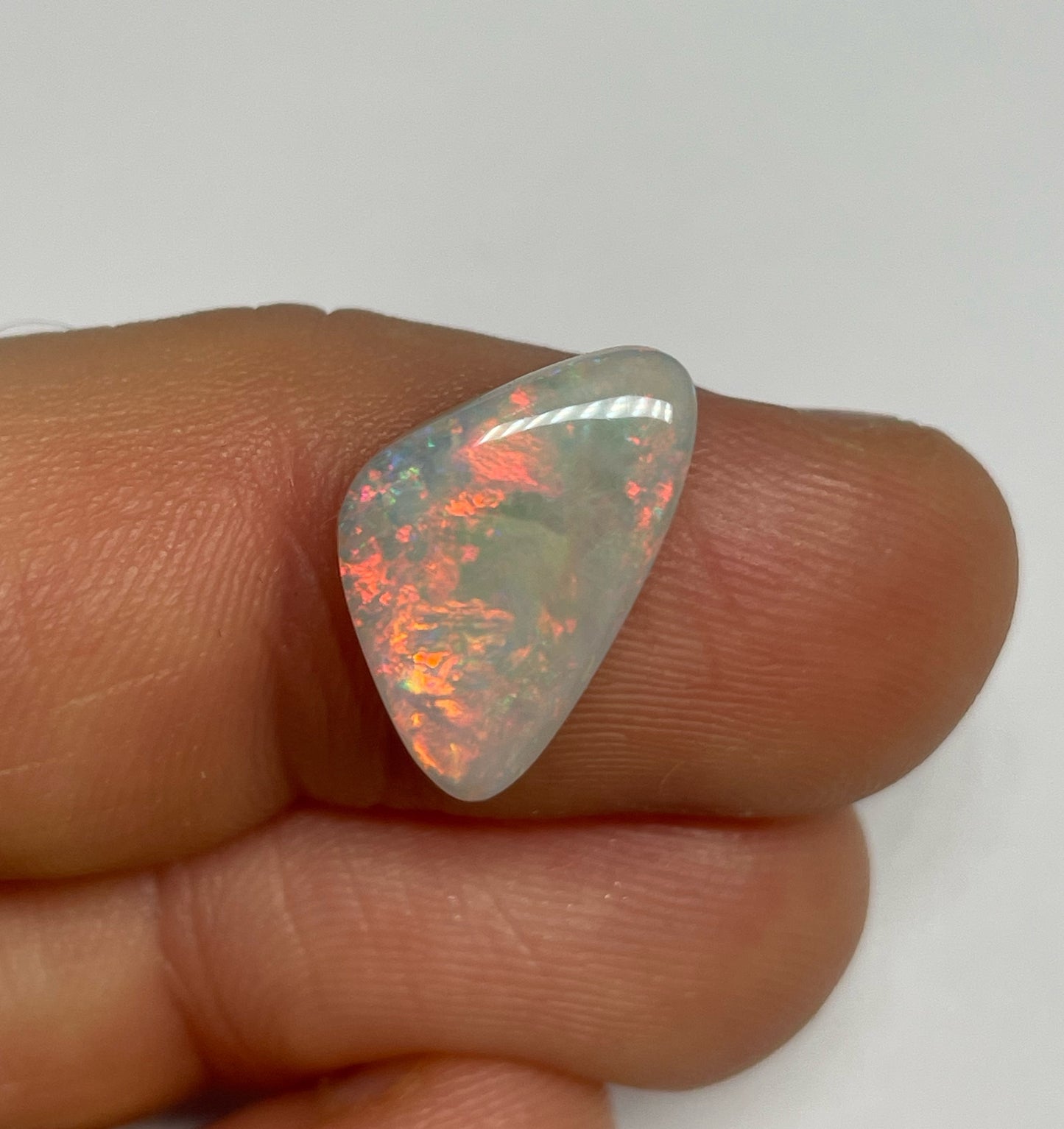 3.9ct Coober Pedy Light Opal