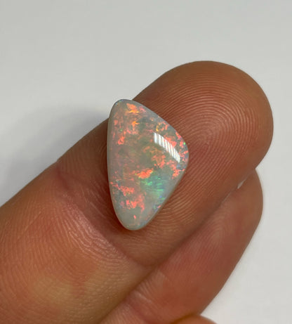 3.9ct Coober Pedy Light Opal