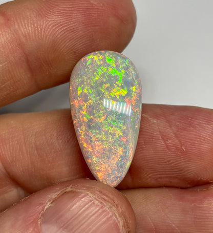 15.6ct Lambina White Opal