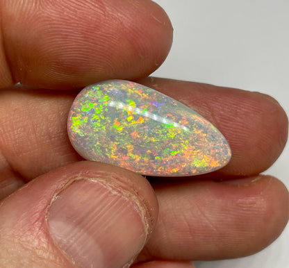 15.6ct Lambina White Opal