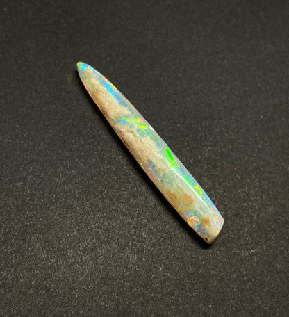 10.3ct Coober Pedy Belemnite Pipe