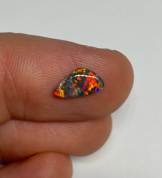 .7ct Lightning Ridge Black Opal