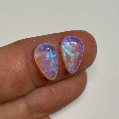 4.9ct Andamooka Pair