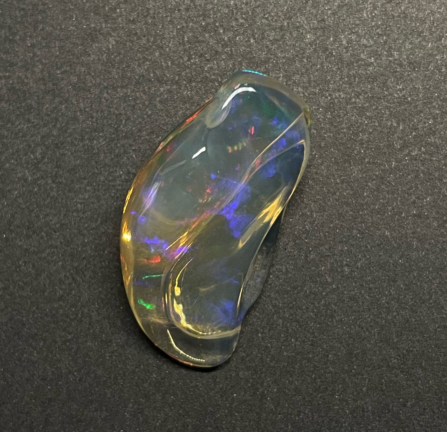 23.8ct Lightning Ridge Crystal Opal