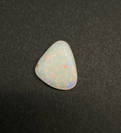 2.6ct Coober Pedy White Opal