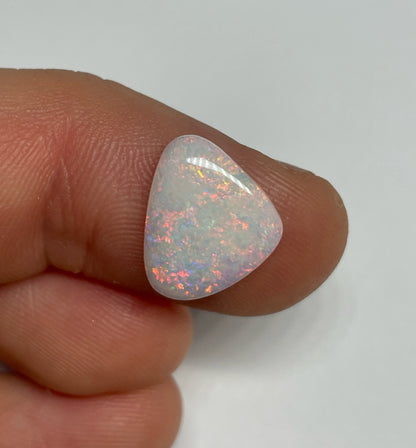 2.6ct Coober Pedy White Opal