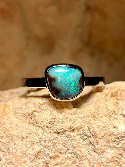 Turquoise waters - sterling silver, size 9, R 1/2