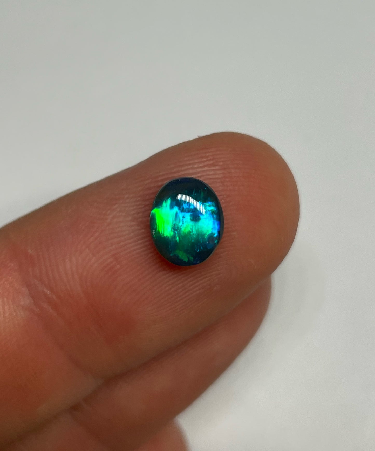 1.6ct Lightning Ridge Black Opal