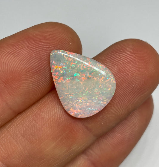 5.4ct Coober Pedy White Opal