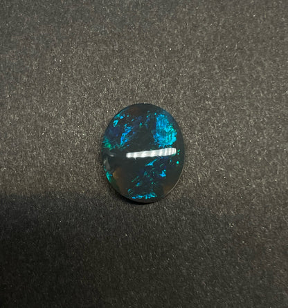 2.7ct Lightning Ridge Black Opal